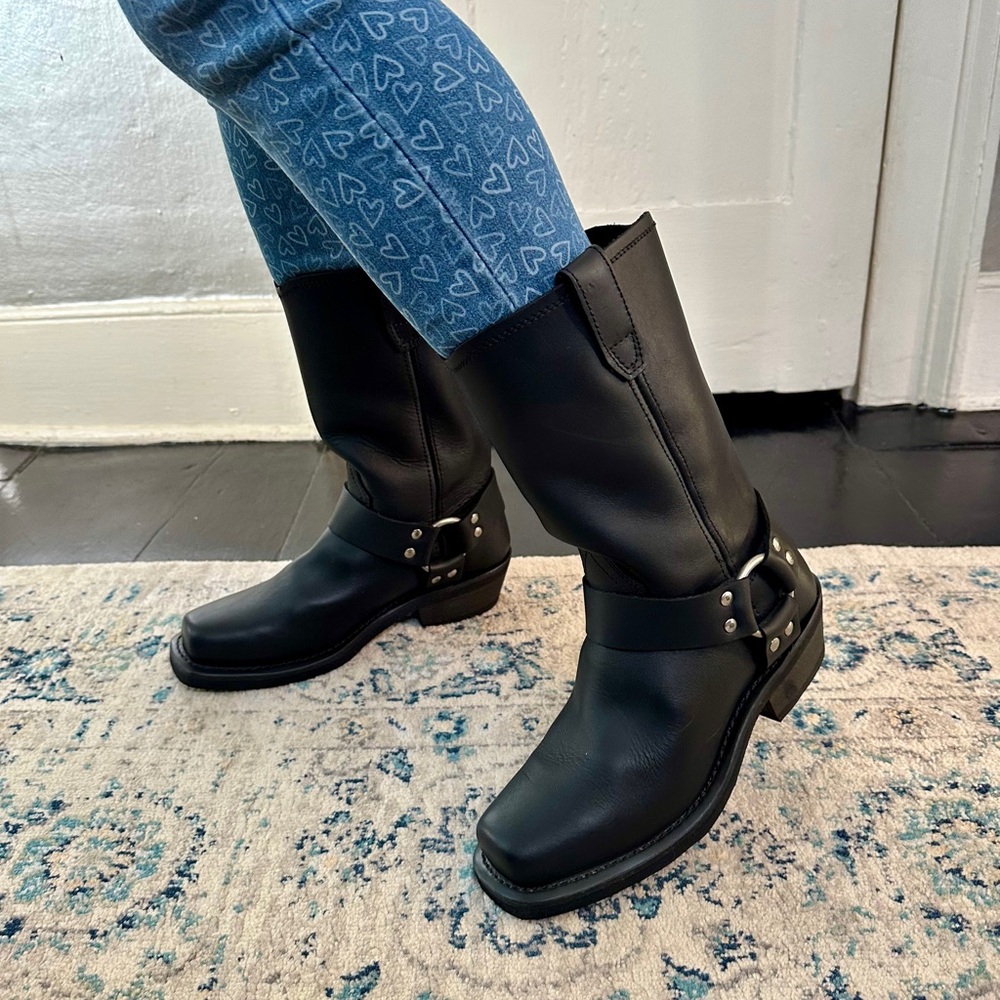 Dingo Molly Harness Boots Black Leather, Women’s 8.5